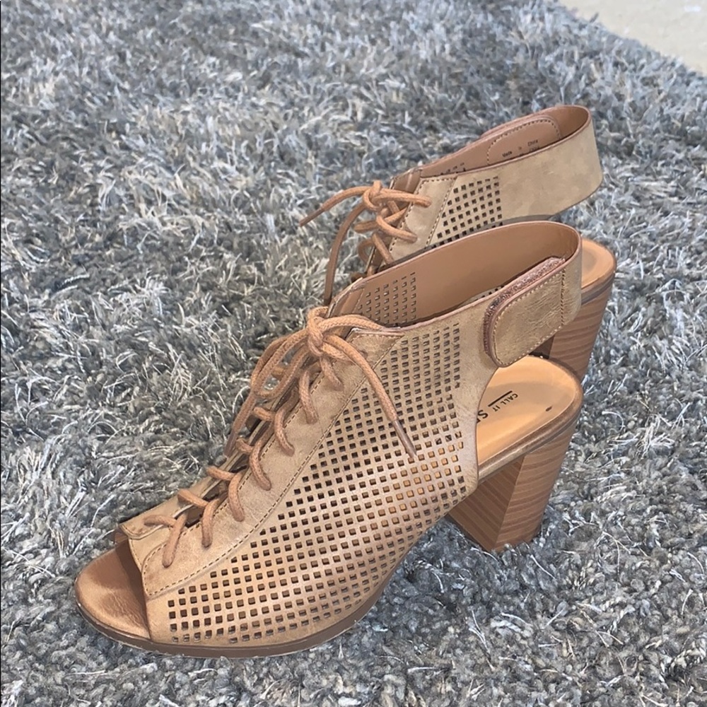 Call it Spring Lace-up Heeled Sandals